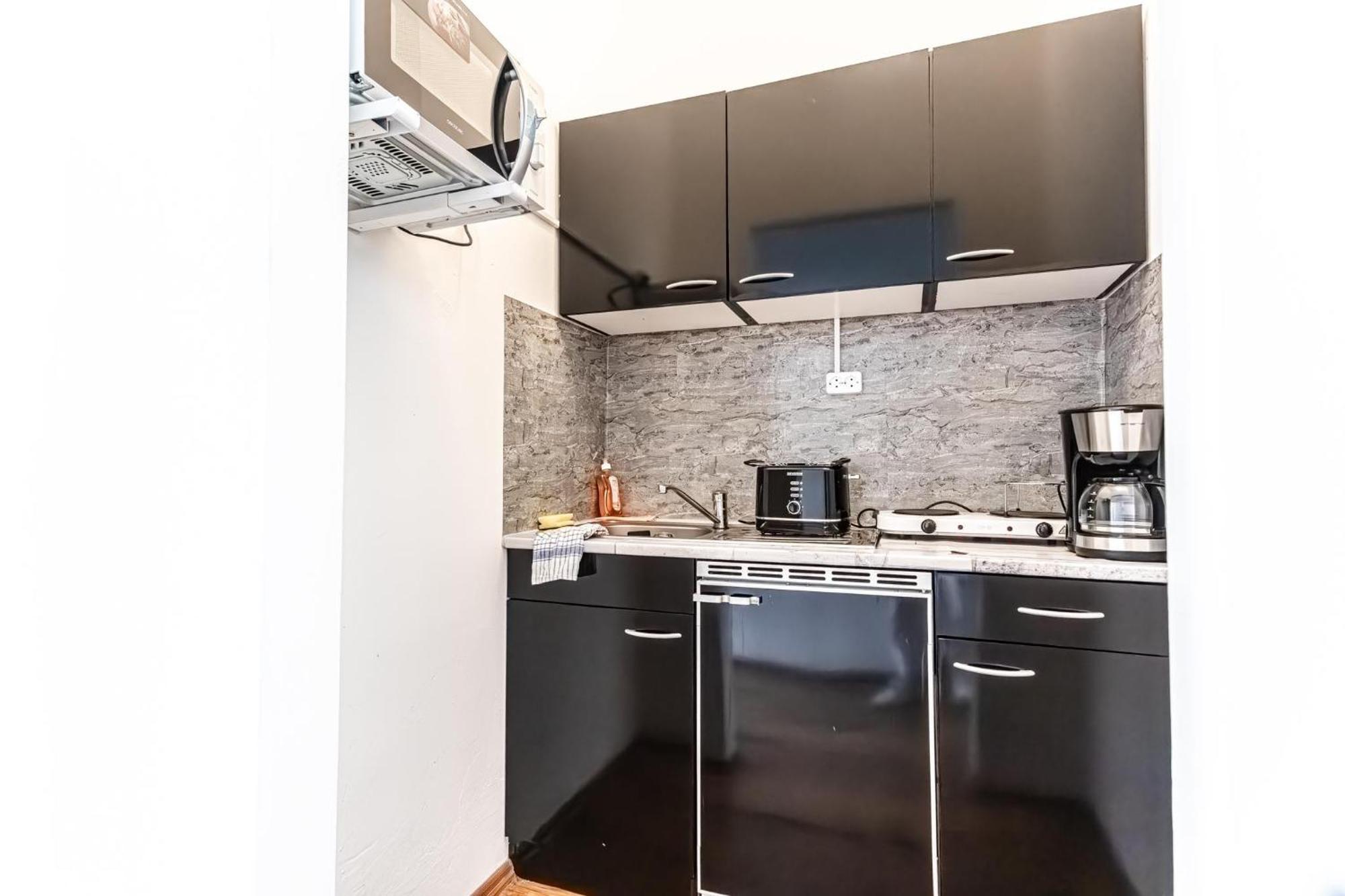 Stylish 1Br Apartment- Near Westbahnhof U3&U6 Βιέννη Εξωτερικό φωτογραφία